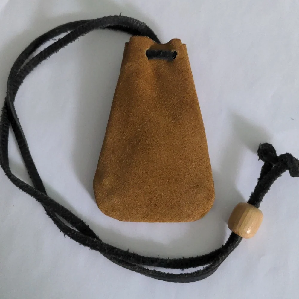 Genuine Suede Pouch Necklace. Adjustable To 32" Long, Comes With Gemstones, New - Picture 3 of 7
